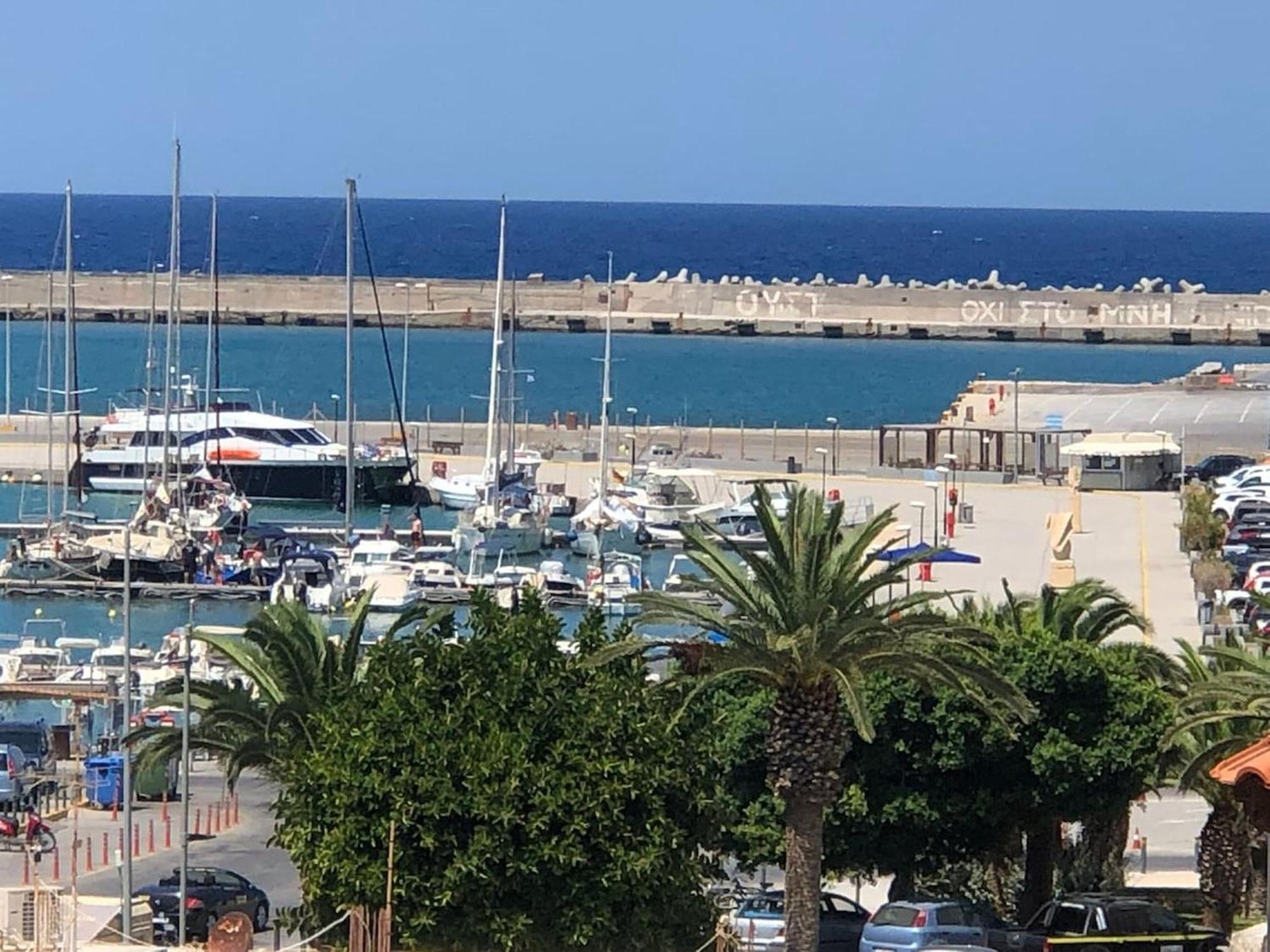 Erieta Sea View Apartment50M From The Beach Rétino Exterior foto